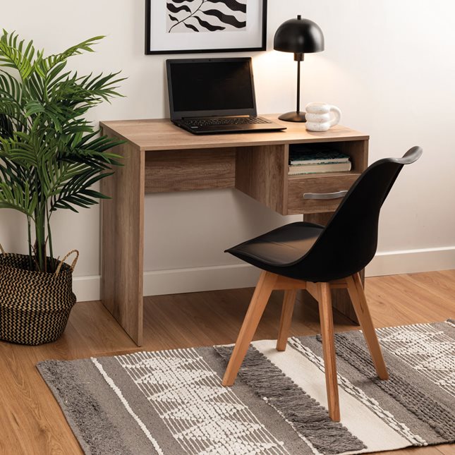 Καρέκλα μαύρη με ξύλινα πόδια και κάθισμα με μαξιλάρι 49x56x83 εκ.